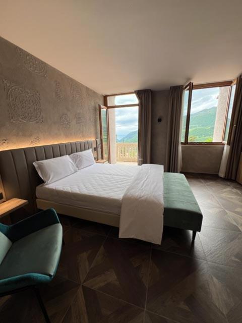 Parc Hotel San Pietro Spiazzi Di Caprino Buitenkant foto