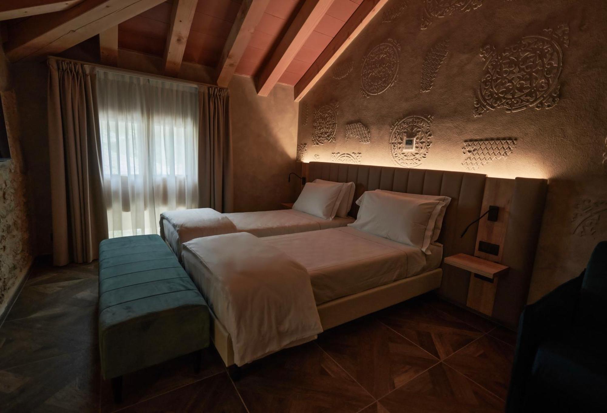 Parc Hotel San Pietro Spiazzi Di Caprino Buitenkant foto