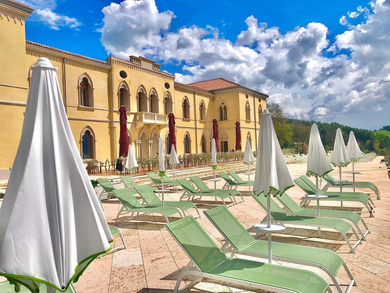 Parc Hotel San Pietro Spiazzi Di Caprino Buitenkant foto
